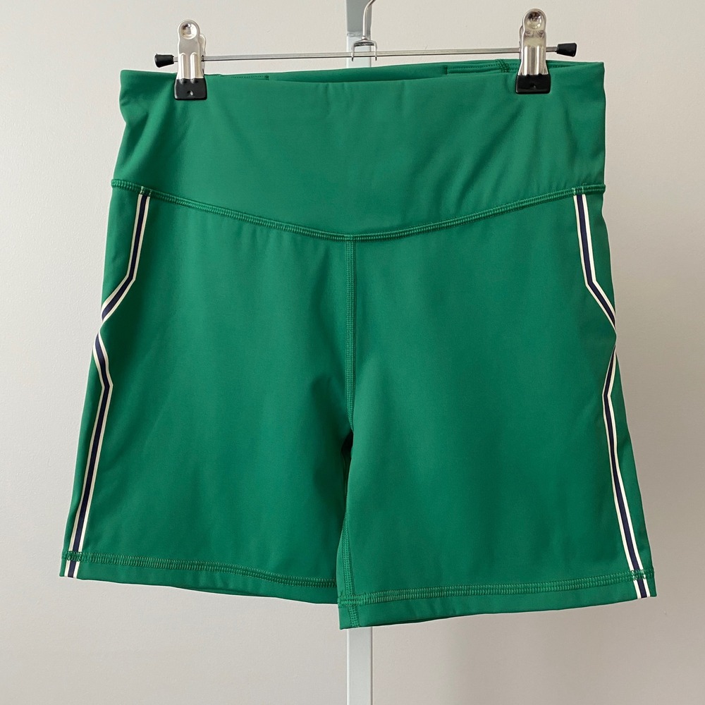 Savage X Fenty Sporty Chic Yoga Performance Biker Shorts S Green